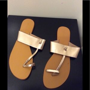 Star Mela sold sandals